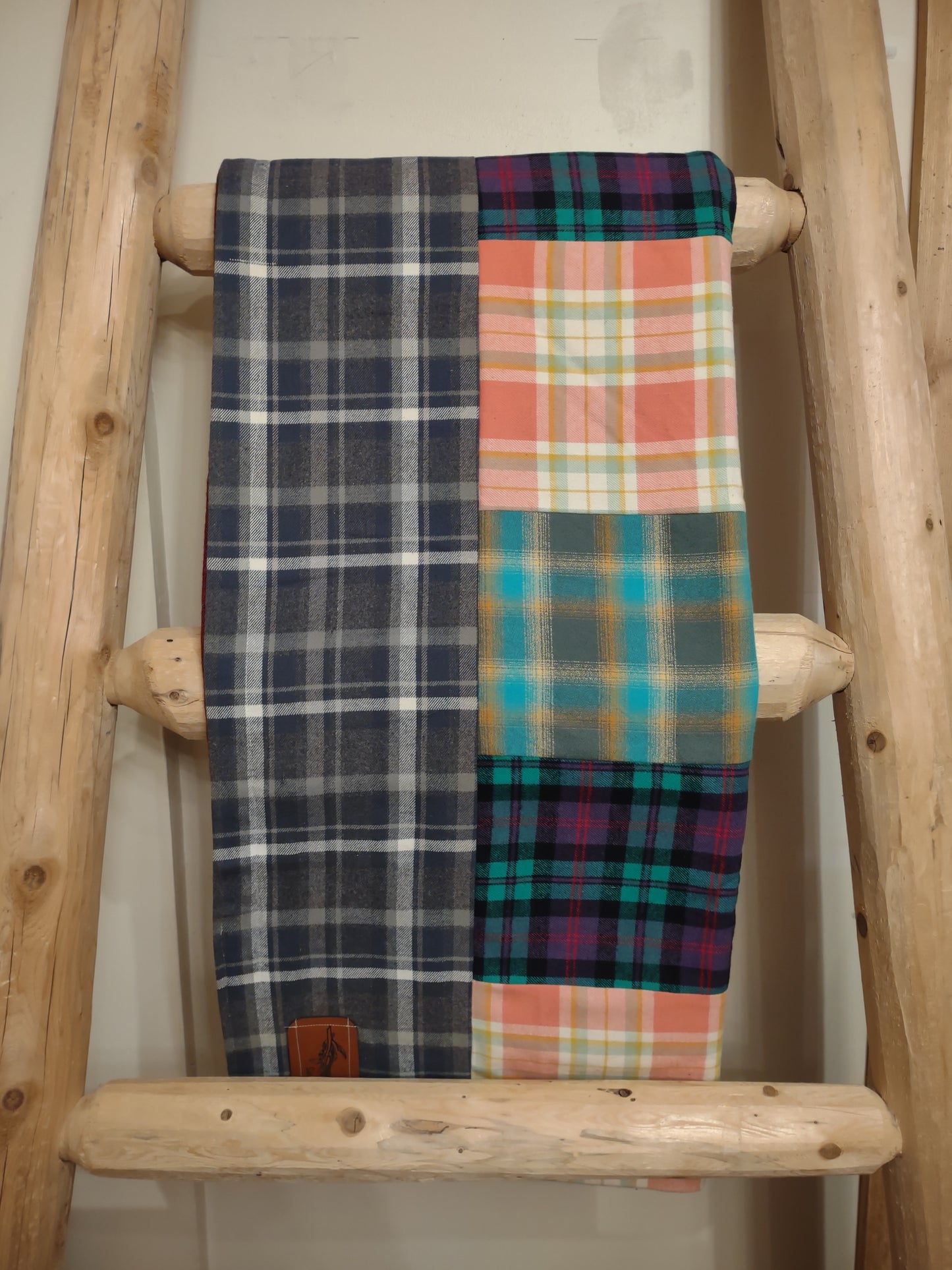 Flannel Throw Pink Multi