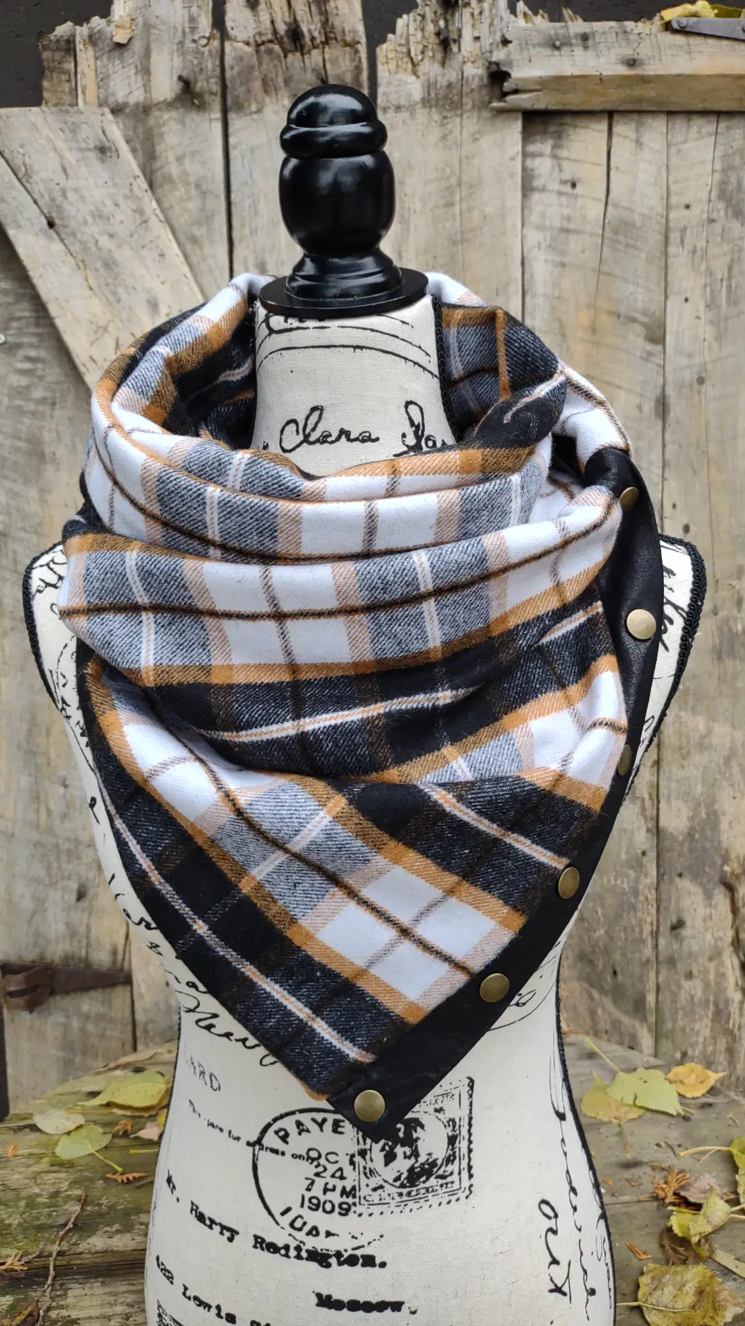 Oreo + Pumpkin Plaid