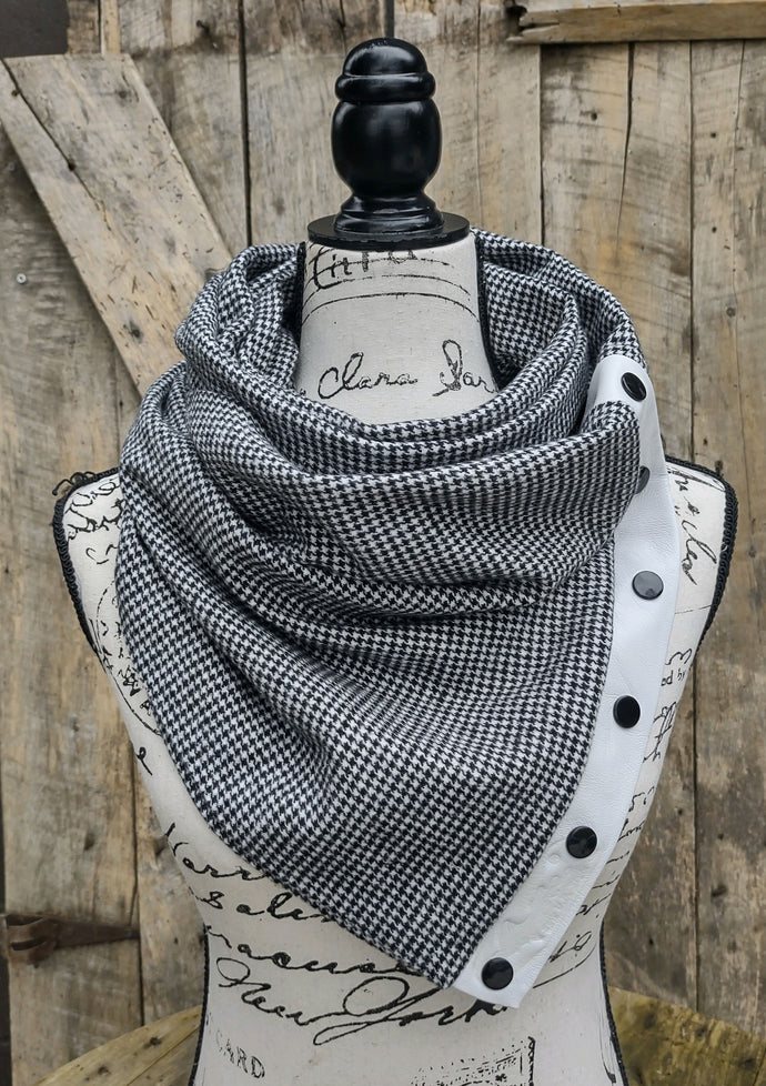 Houndstooth Variant 1