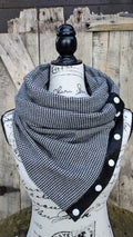 Houndstooth White Snaps